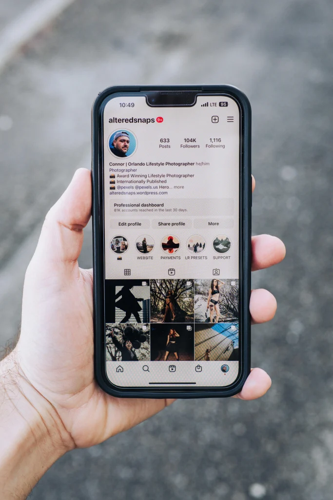 Best Time to Post on Instagram on Saturday